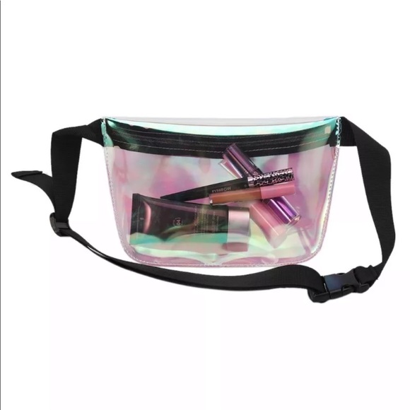 New Item✨ Clear Holographic Fanny Pack 💕 - Picture 3 of 7